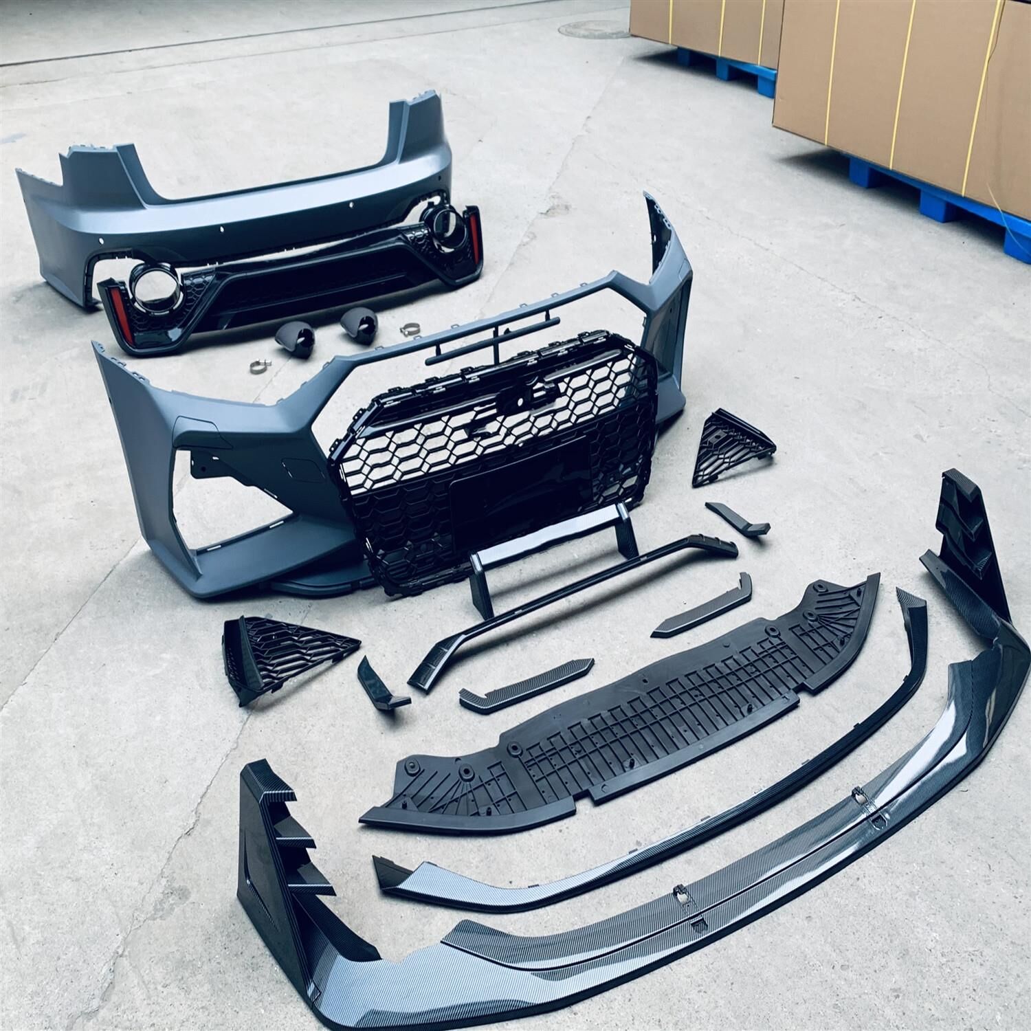 AUDİ RS6 BODY KIT 2020+ (ARKA TAMPONSUZ)